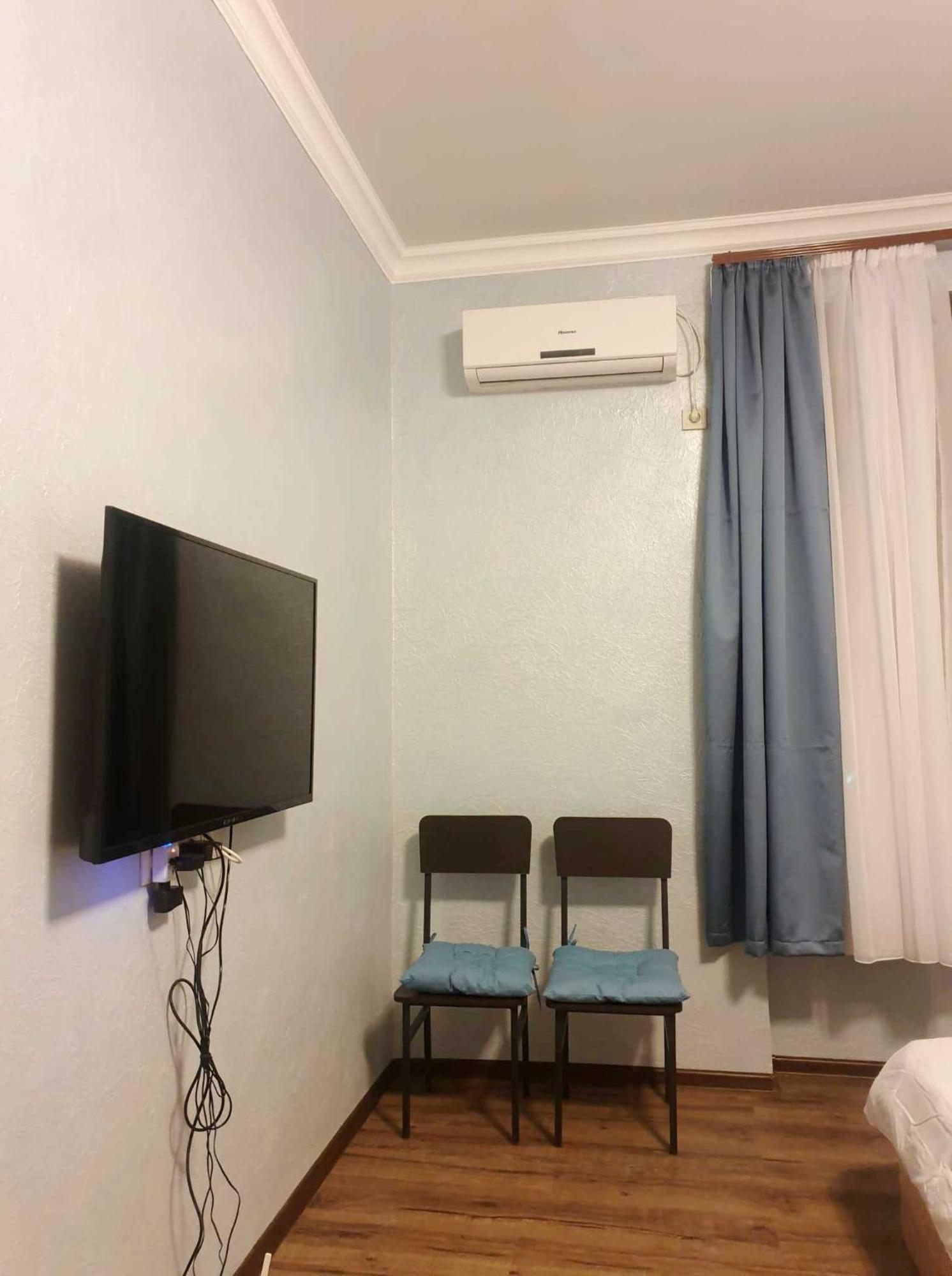 Apartment Near Sasundci Davit Metro Station Jerevan Eksteriør billede