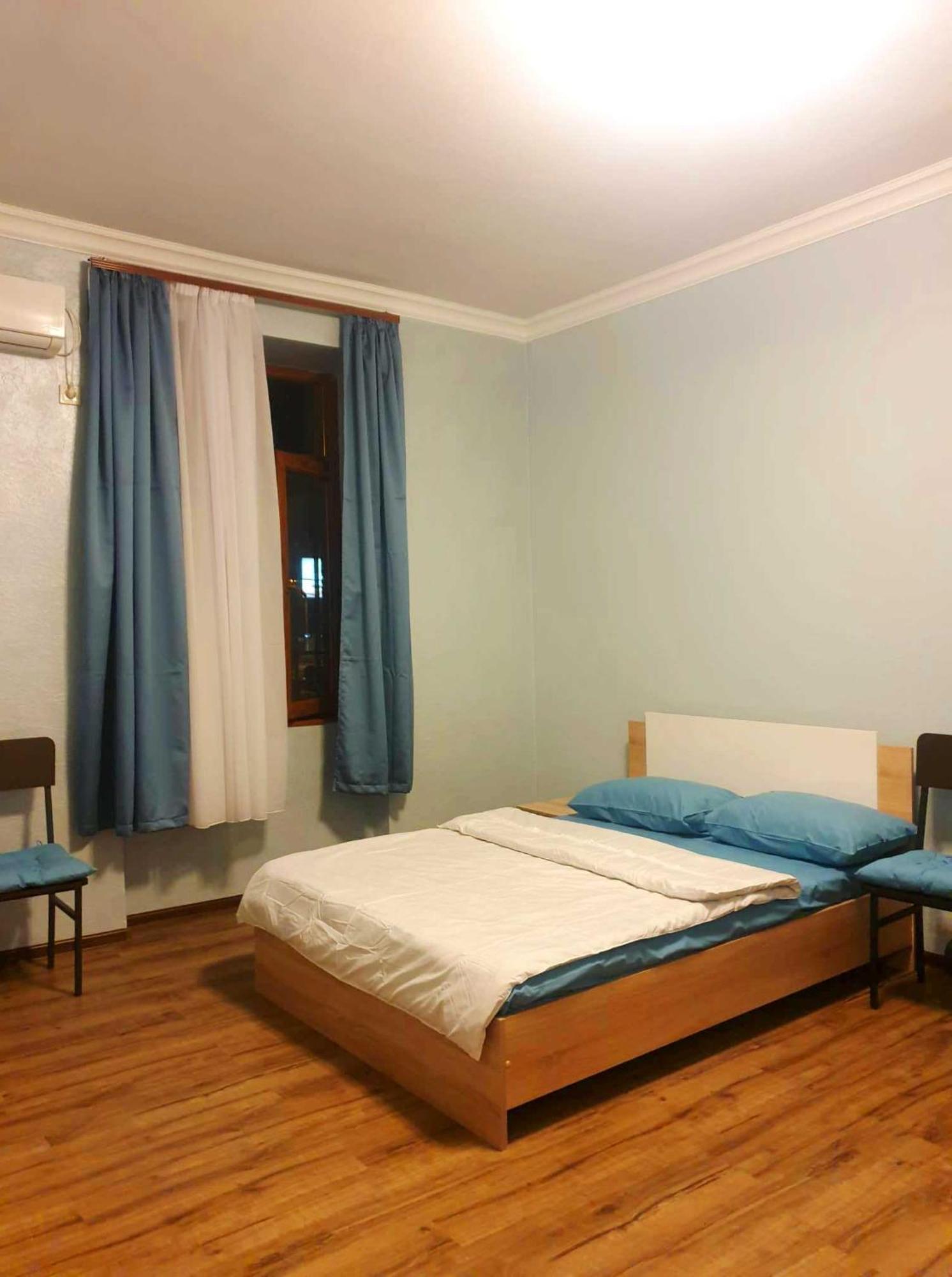 Apartment Near Sasundci Davit Metro Station Jerevan Eksteriør billede