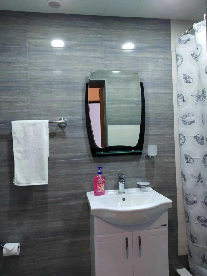 Apartment Near Sasundci Davit Metro Station Jerevan Eksteriør billede