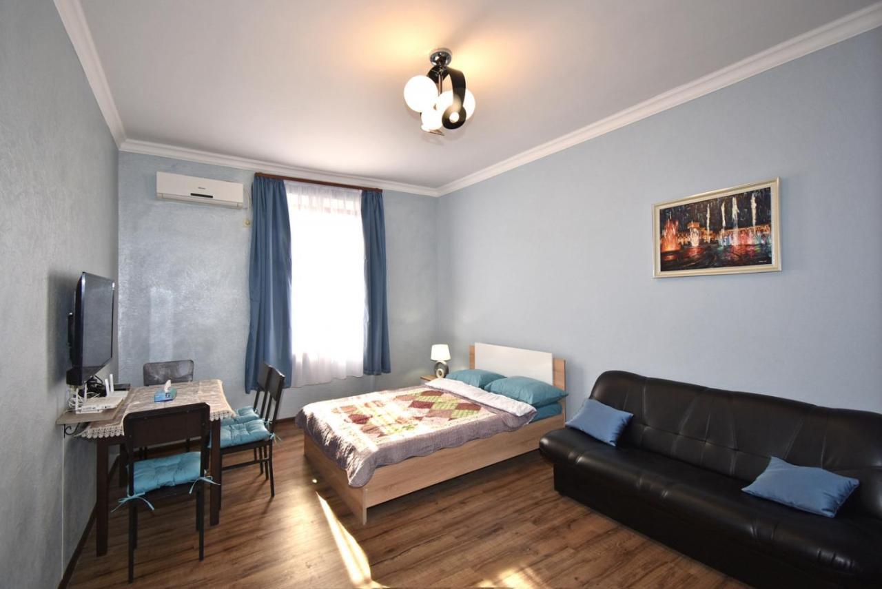 Apartment Near Sasundci Davit Metro Station Jerevan Eksteriør billede
